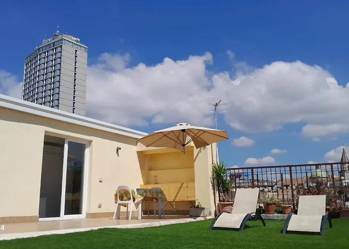 Beverello Guest House